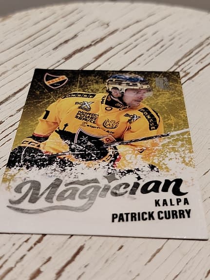 Jääkiekkokortti: Patrick Curry – Magician (KalPa) 2025–26 Blueline /500