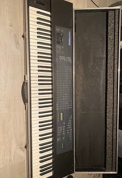 Elka MK88 master keyboard