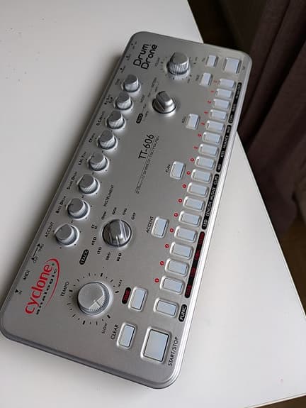 Cyclone TT-606 Drum drone rumpukone - image 2