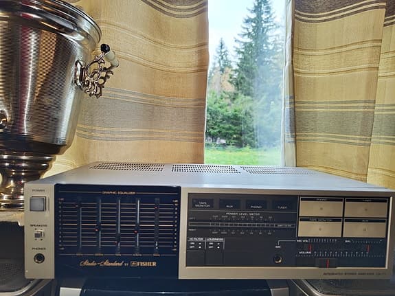 Fisher CA-77 Studio-Standard -stereovahvistin (Made in Japan)