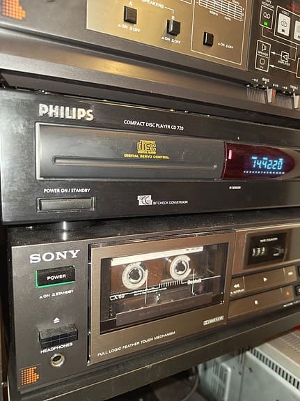 Laadukas vintage hifi-stereojärjestelmä / laitteisto (Sony, Philips, Sanyo) - image 7