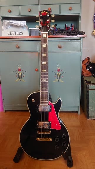 Aria Les Paul
