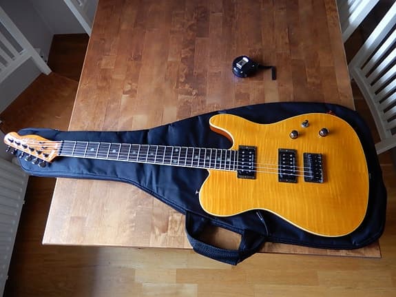 FENDER SPECIAL EDITION CUSTOM FMT HH TELECASTER 2004