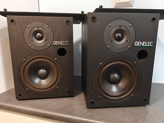 Genelec 1049A kaiuttimet