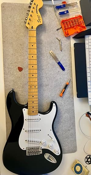 Squier Vintage Modified '70s Stratocaster (Indonesia)