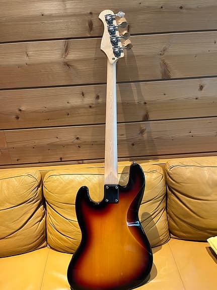 Harley Benton Jazz -sähköbasso sunburst - image 3