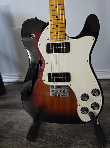 Fender Modern Player Thinline Telecaster