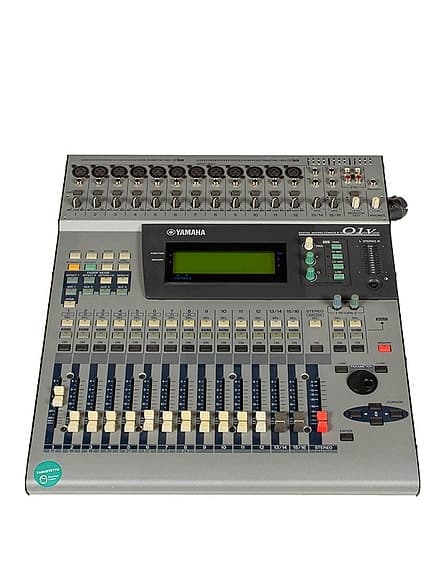 YAMAHA Digitaalinen mikseri