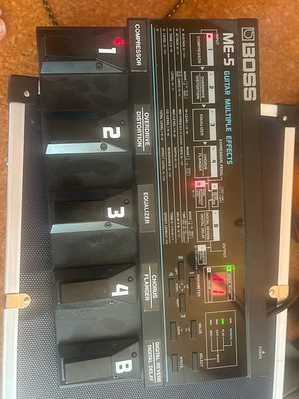 Boss ME-5B kitaramultiefekti