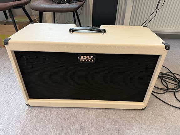 DV Mark Jazz 212 Kitaravahvistin