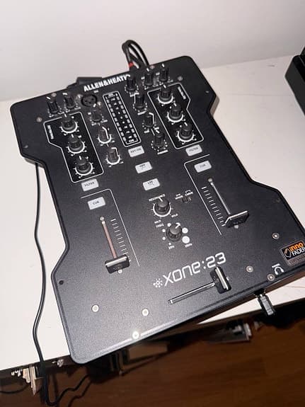 Xone 23 mikseri