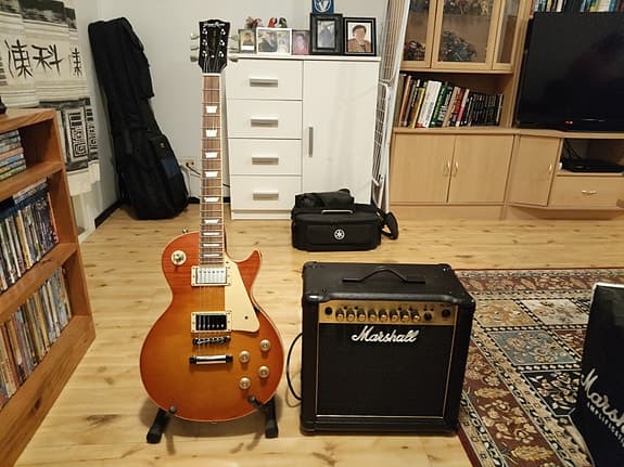 GrassRoots Les Paul ja Marshell-vahvari
