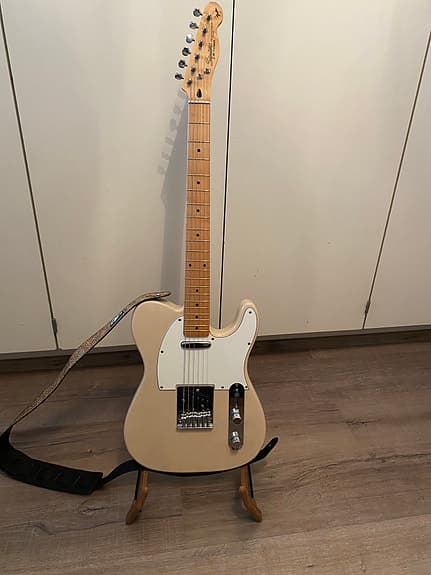 Squier Telecaster Deluxe 50th Anniversary (Korea 1996) juhlamalli