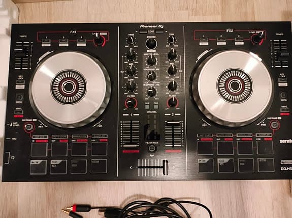 Pioneer DDJ-SB2 DJ-kontrolleri