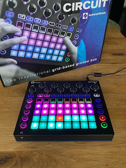 Novation Circuit groovebox
