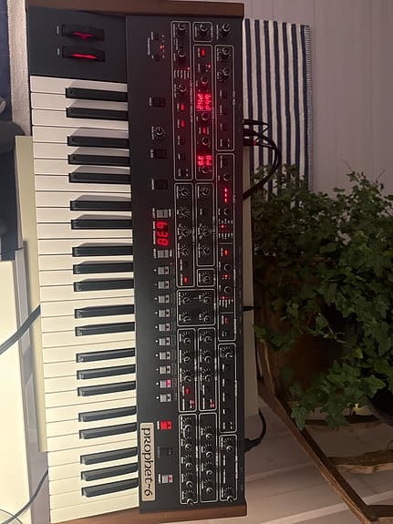 Sequential Prophet 6 syntetisaattori - image 5