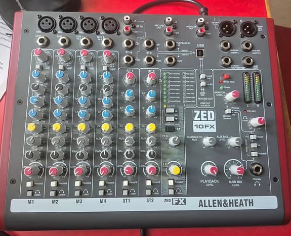 Allen & Heath ZED-10FX mikseri