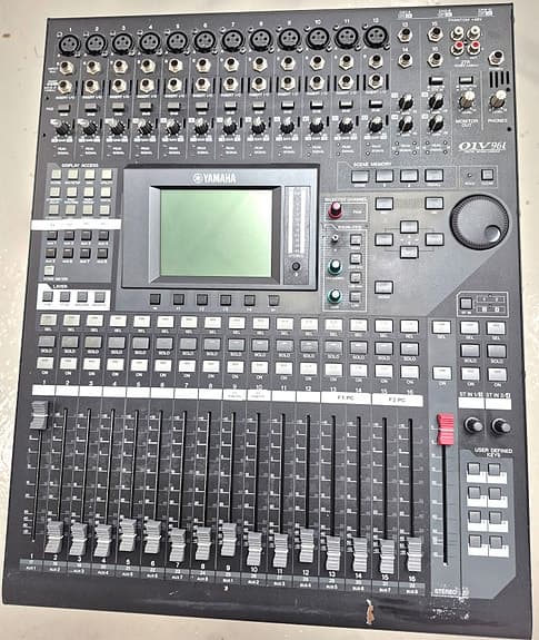 Yamaha 01V96i digimikseri