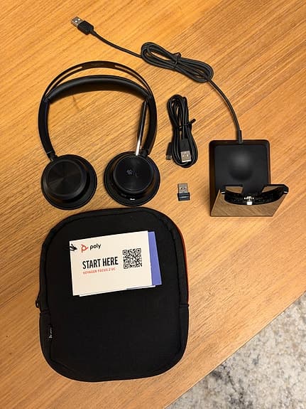 Rarely used Poly Voyager Focus 2 UC – Wireless Noise cancelling headphones
