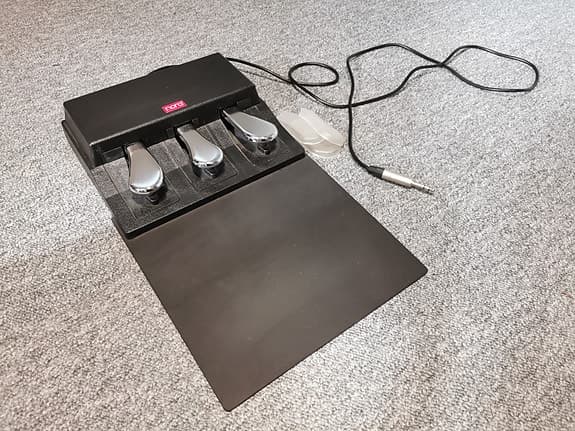 Clavia Nord Triple Pedal (TP1)