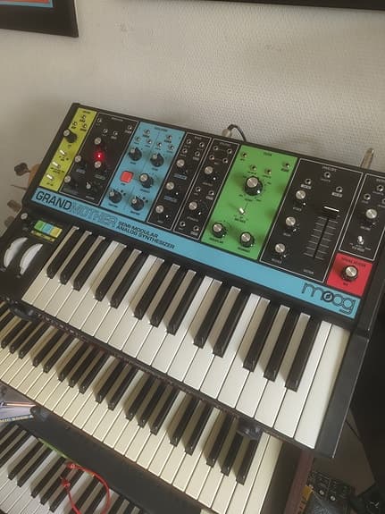 Moog Grandmother