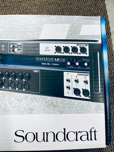 Soundcraft Ui16 -digitaalimikseri