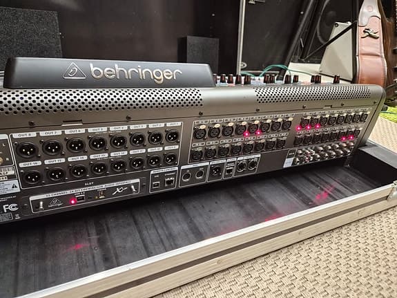 Behringer X32 digitaalinen mikseri - image 3