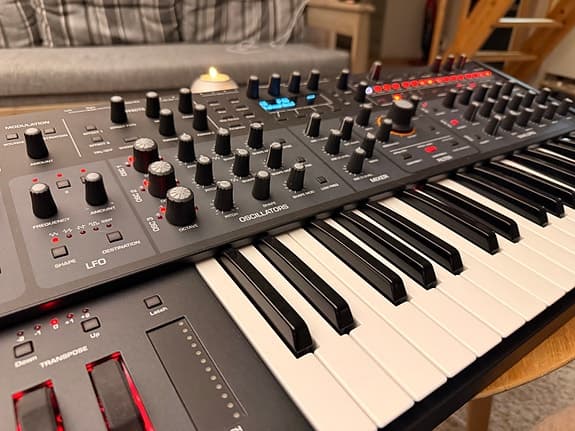 Myydään Sequential Pro 3 -syntetisaattori