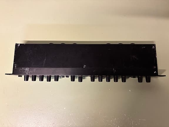Alesis 3630 kompressori - image 2