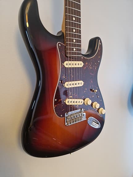 Fender american professional II stratocaster - image 3