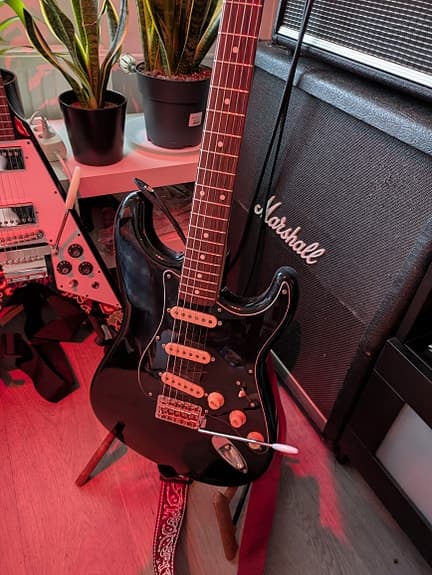 88 MIJ Fender stratocaster