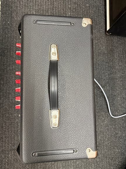 Käytetty Fender Super 60 2-Channel 60-Watt 1x12" kitaravahvistin - image 3