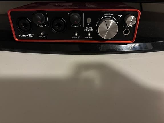 Focusrite Scarlett 2i2 USB-äänikortti
