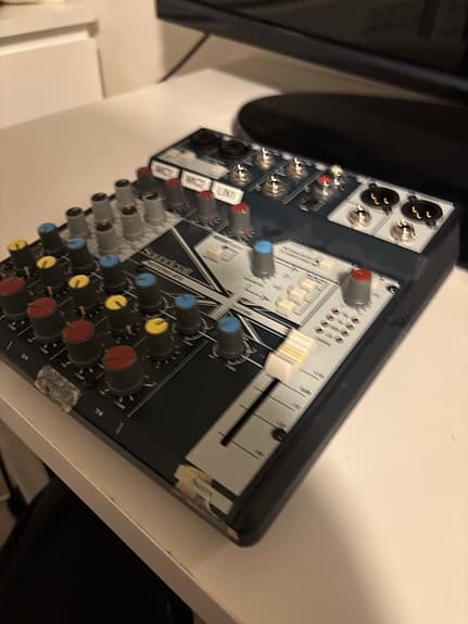 Soundcraft Notepad 8FX mikseri - image 2