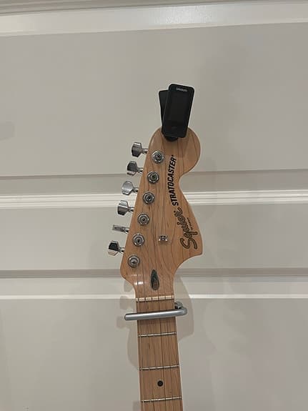 Fender Squier Stratocaster sähkökitara paketti - image 3
