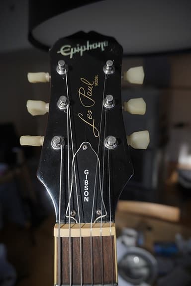 Epiphone Les Paul red sparkle - image 7