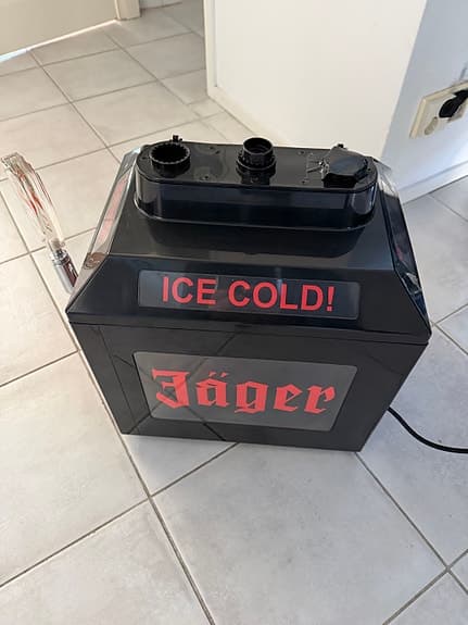 Jägermeister-jäähdytin - image 3