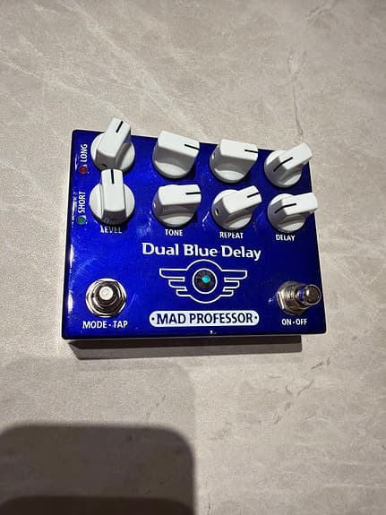 Mad Professor Dual Blue Delay, kitarapedaali