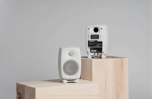 Genelec G2