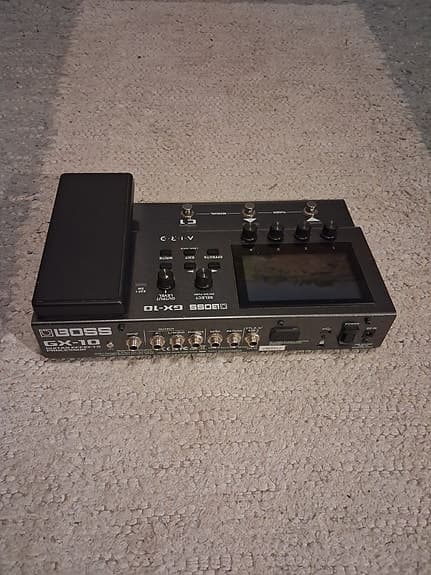 Boss GX-10 multiefektipedaali - image 2