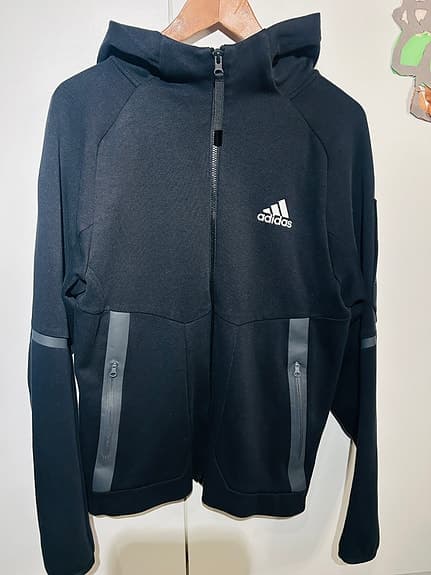 adidas full-zip hoodie black, zip pockets, rubberised details, size S (HE5030) - image 7