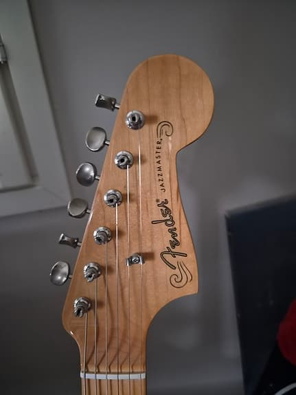 Fender Noventa Jazzmaster - image 2