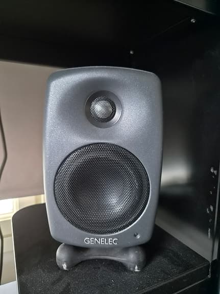 Genelec 8320A (2kpl) + GLM vermeitä
