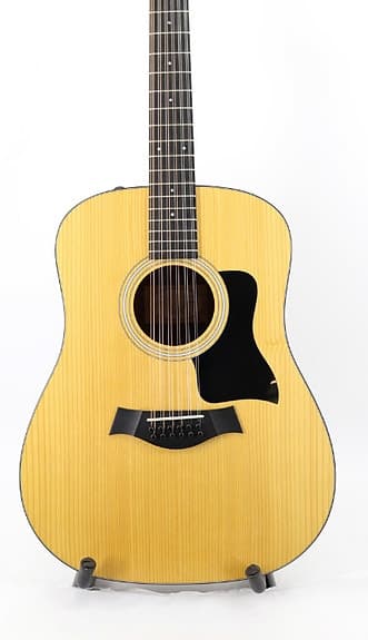 Taylor 150e 12-kielinen elektroakustinen kitara - image 2