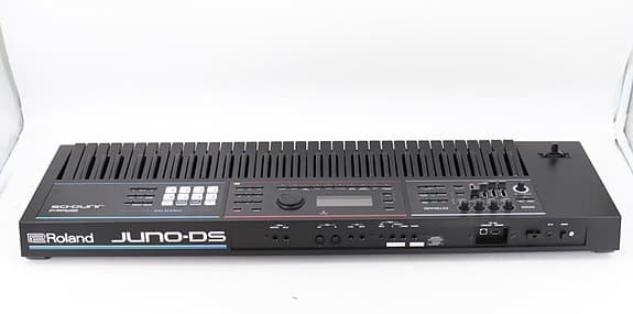 Roland Juno DS Black Edition kosketinsoitin - image 4