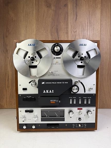 Akai - X-360 Kelanauhuri 18 cm