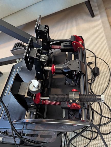 Fanatec Podium DD1 20Nm + Next Level Racing GT-Track Cockpit ajosimulaattori - image 5
