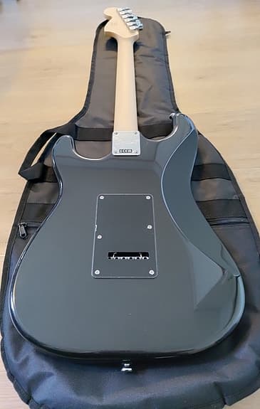 Fender Squier Affinity Series Stratocaster HSS -kitarapaketti - image 4