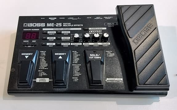 Boss ME-25 kitaraefektiprosessori