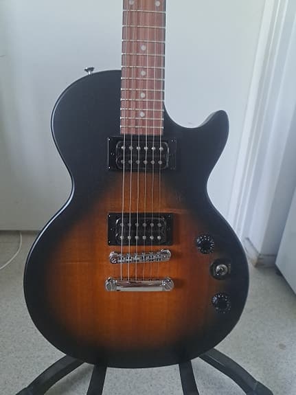 Epiphone Les Paul Special sunburst - image 3